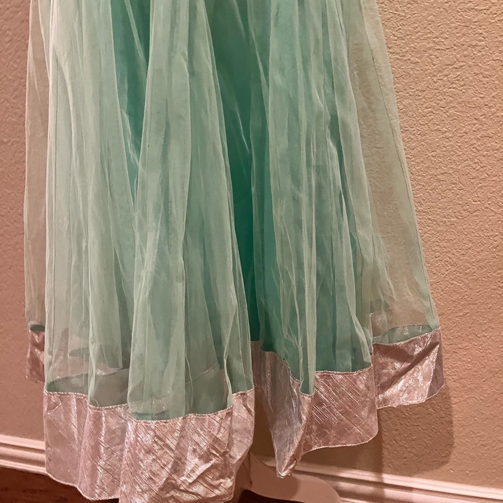 Style Frock Style Net Churidaar Suit. Size Xs - image 5